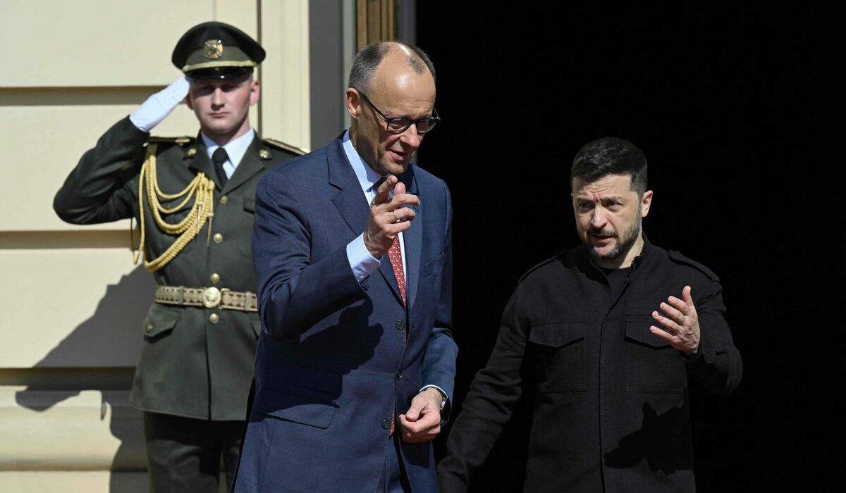 Frīdrihs Mercs un Volodimirs Zelenskis. Foto: Genya SAVILOV / AFP / Scanpix