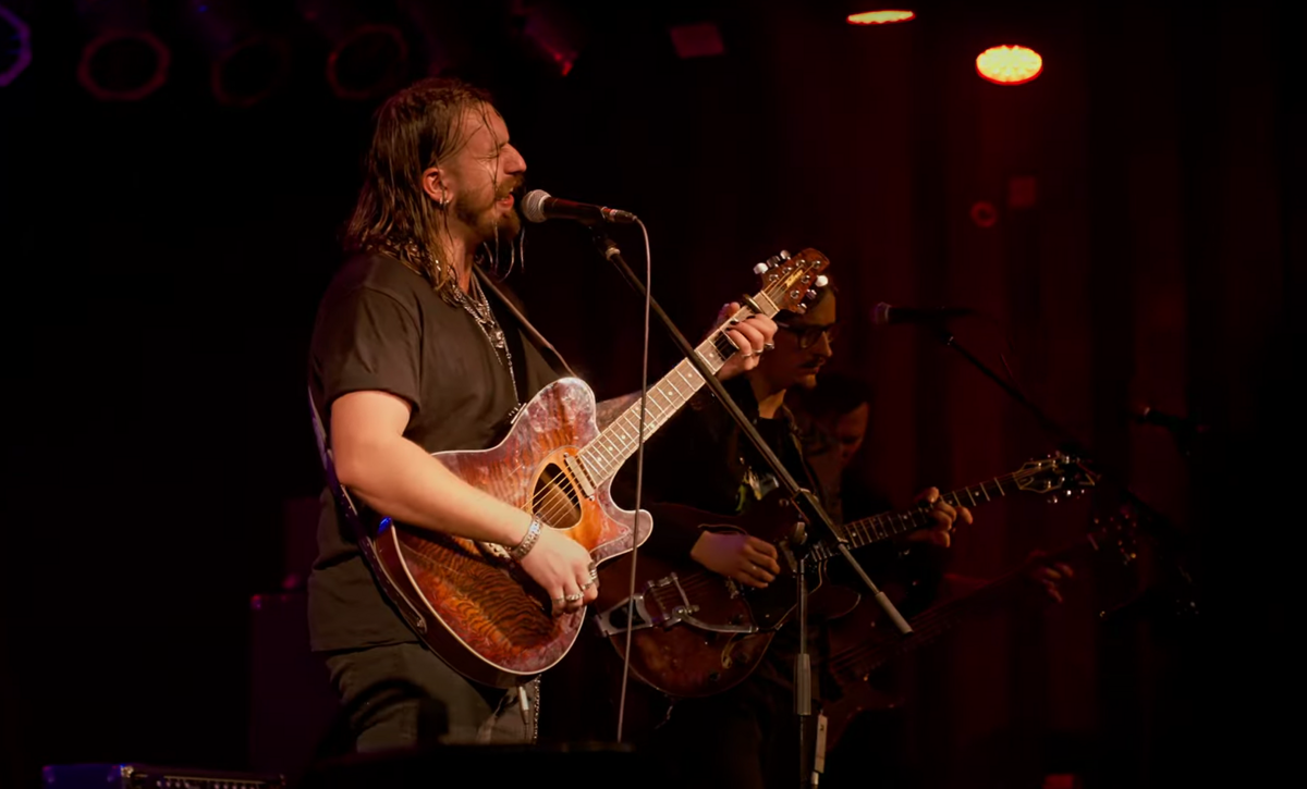 Foto: ekrānuzņēmums Miks Galvanovskis/Youtube