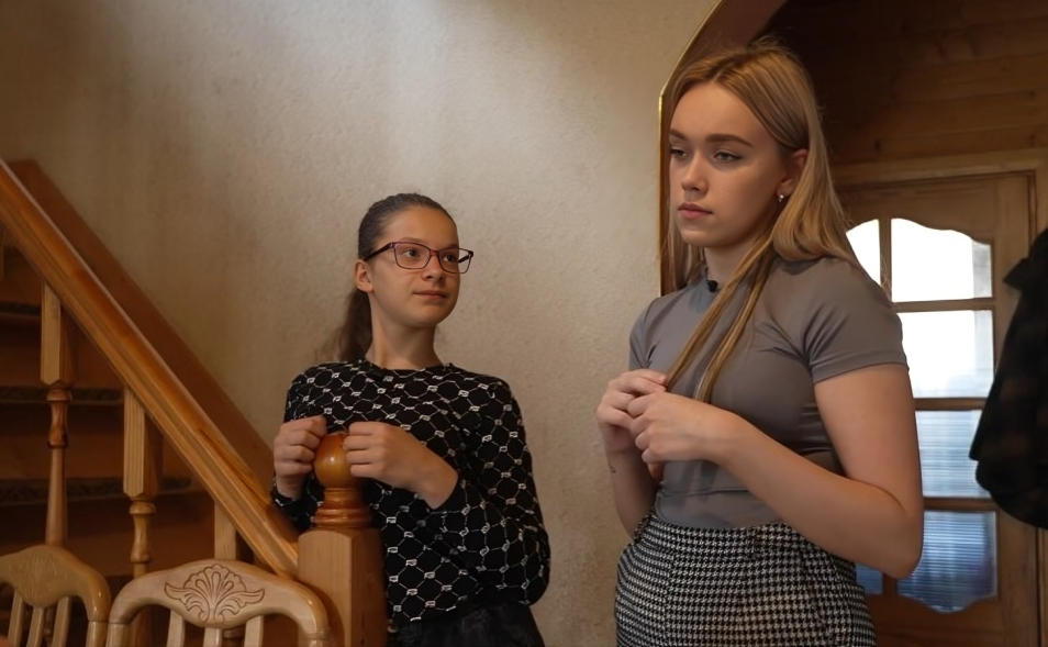 Ekrānuzņēmums no šova "Ģimene burkā"