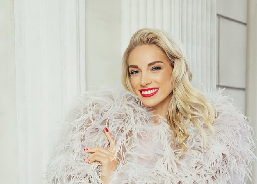 leldecerina/Instagram