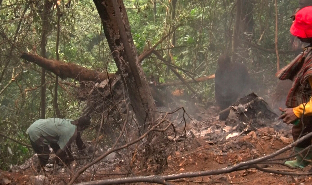 Avārijas vieta. Foto: AP Photo/Hafiz Tijani/Scanpix