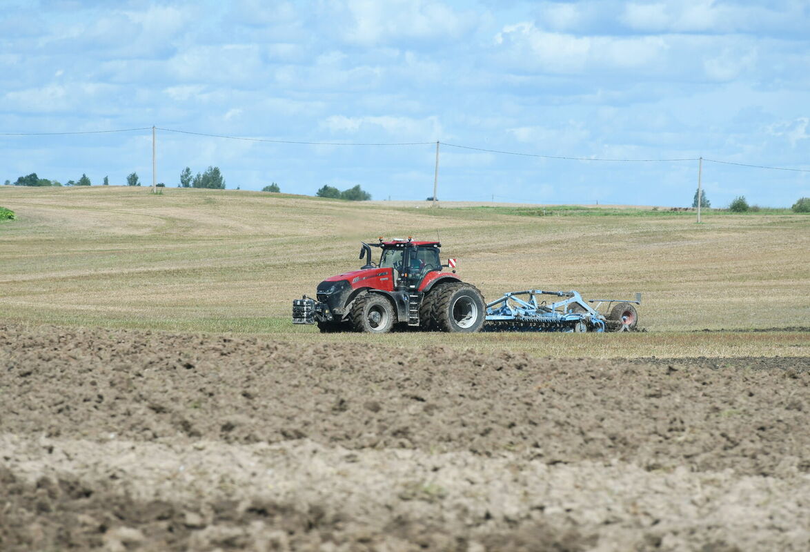 Traktors. Foto: LETA
