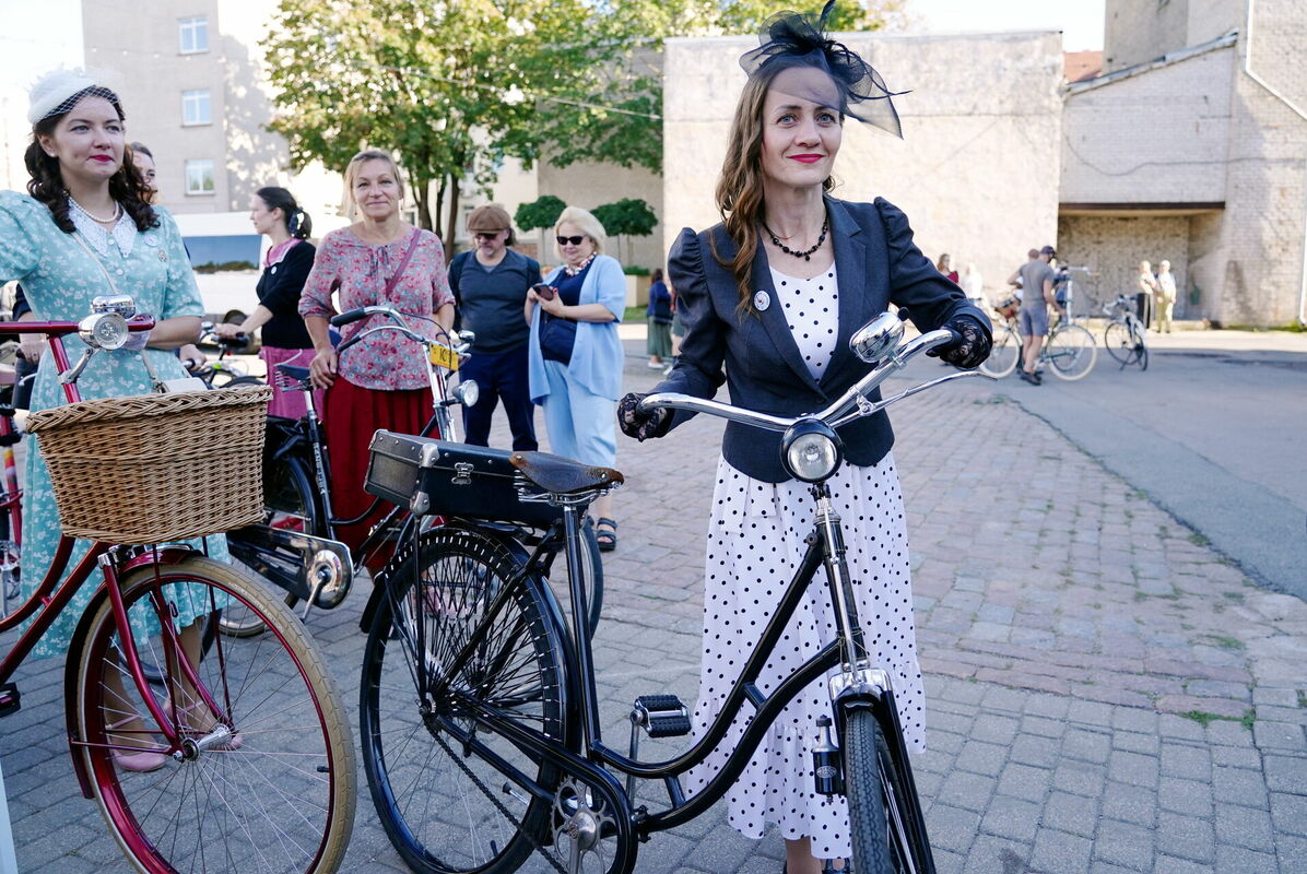 Rīgas Tvīda brauciens 2024. Foto: LETA