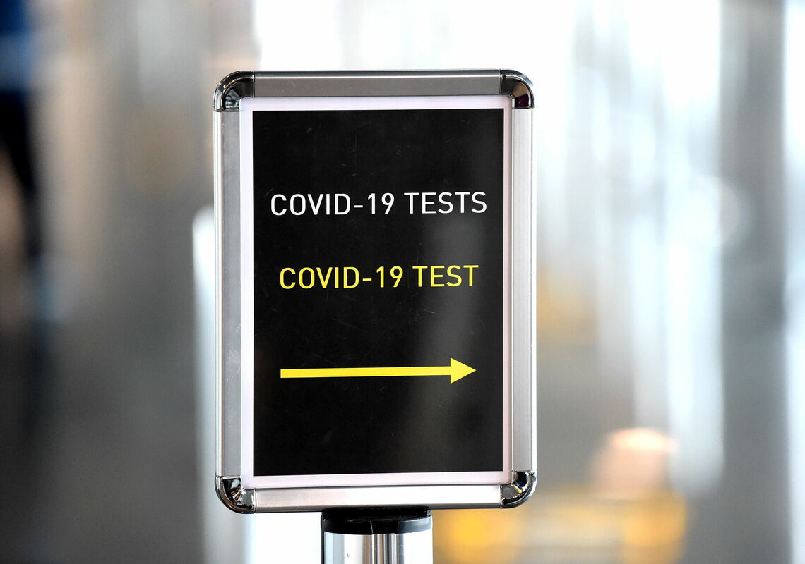 Norāde uz Covid-19 testu. Foto: Zane Bitere/LETA