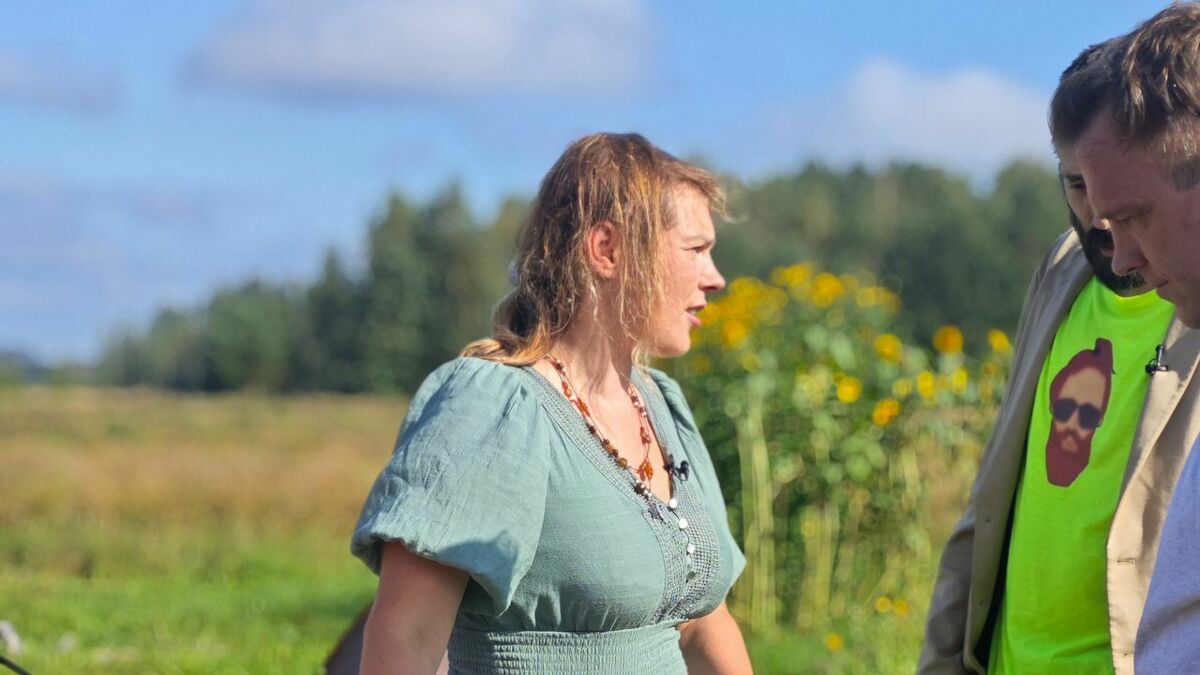 Foto: Slavenības. Bez filtra