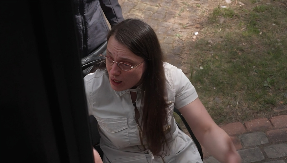 Foto :Ekrānuzņēmums no raidījuma "Caur ērkšķiem uz...7"