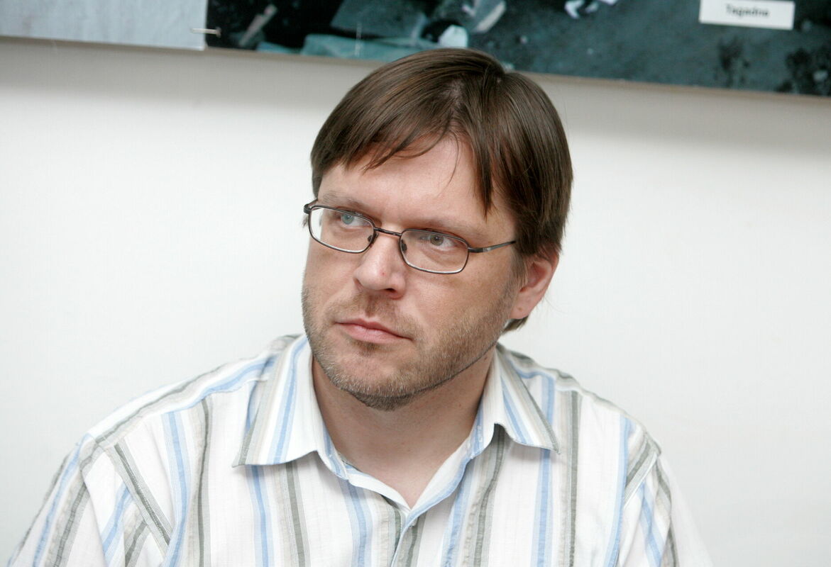 Dzejnieks Jānis Elsbergs 2011. gadā. Foto: Ieva Čīka/ LETA