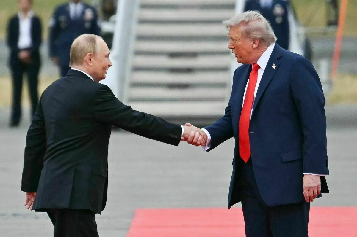 Vladimirs Putins un Donalds Tramps/ Foto: scanpix/ANDREW CABALLERO-REYNOLDS / AFP