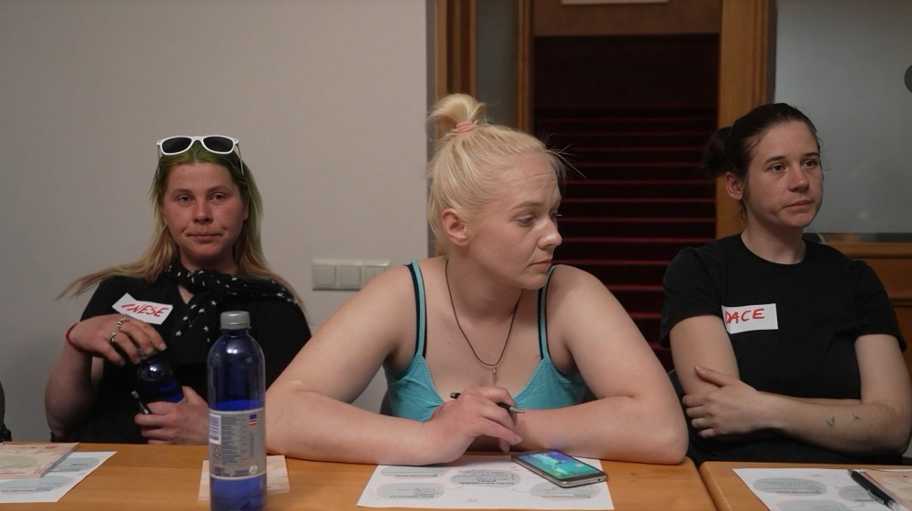 Foto: Ekrānuzņēmums no raidījuma "Caur ērkšķiem uz..." 