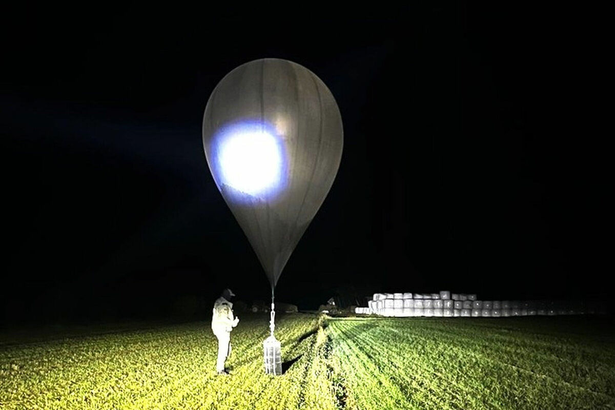 Meteoroloģiskais balons. Foto: scanpix/State Border Guard Service via AP