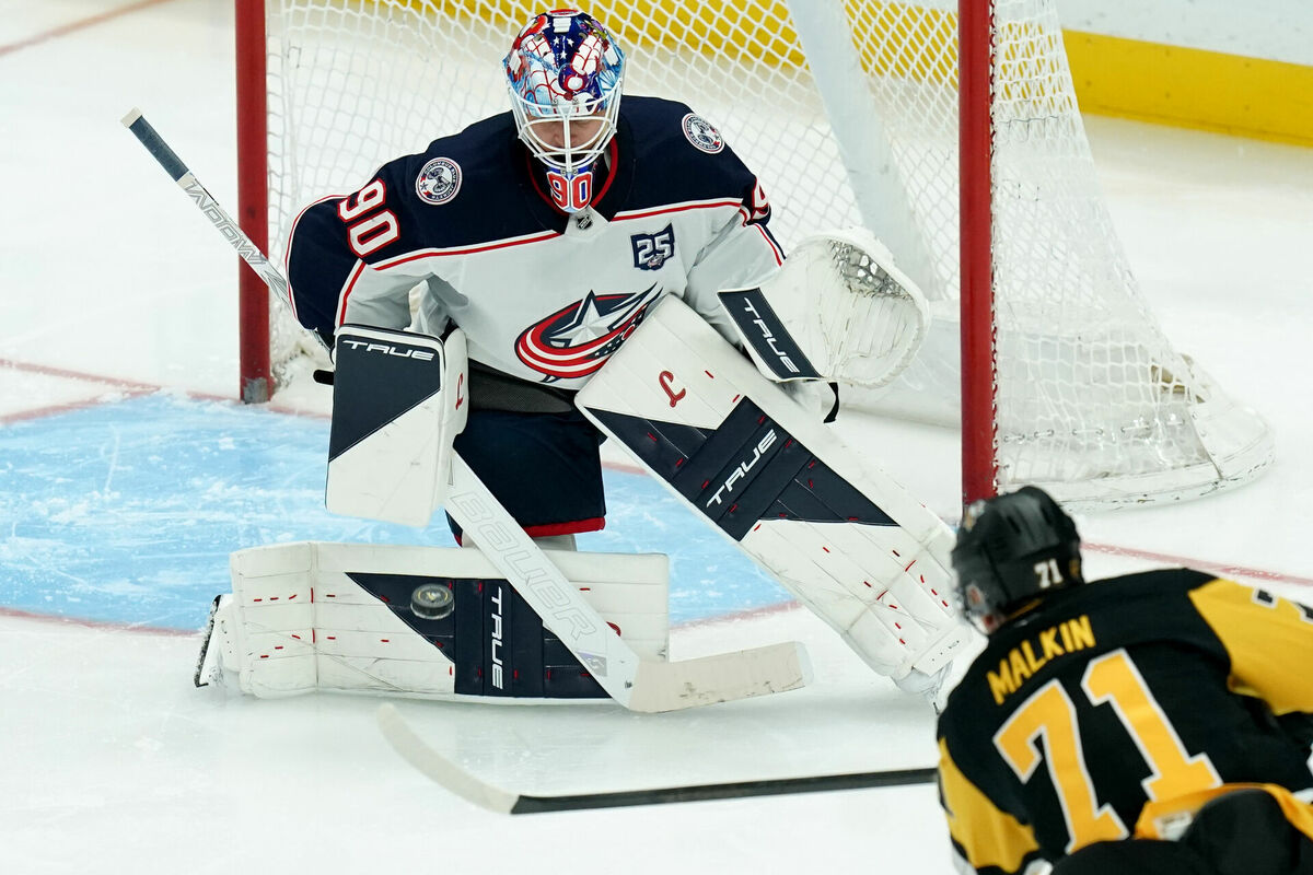 Elvis Merzļikins. Foto: AP Photo/Matt Freed/Scanpix
