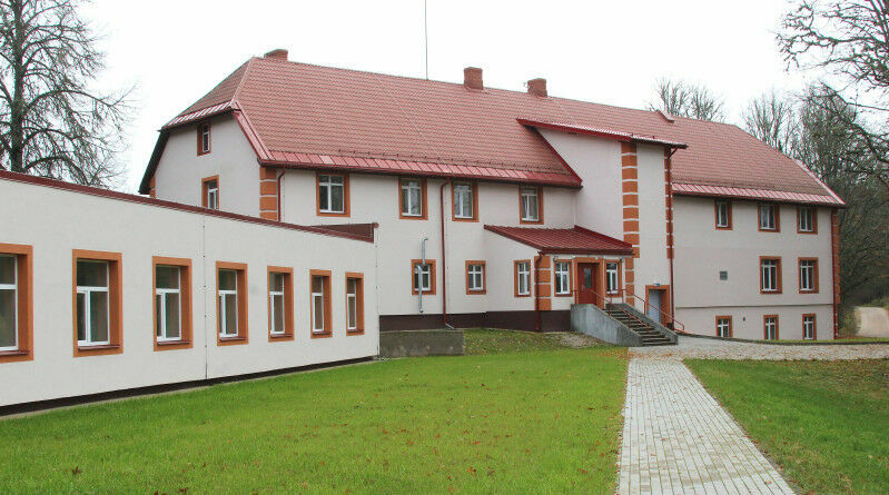 Piebalgas pamatskolas ēka. Foto: Jaunpiebalga.lv