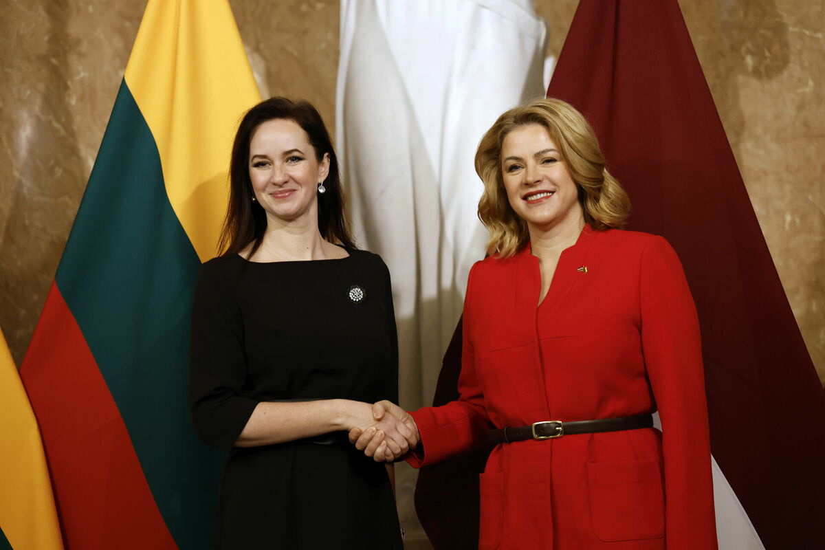 Inga Ruginiene un Evika Siliņa. Foto: Toms Kalniņš/EPA/Scanpix