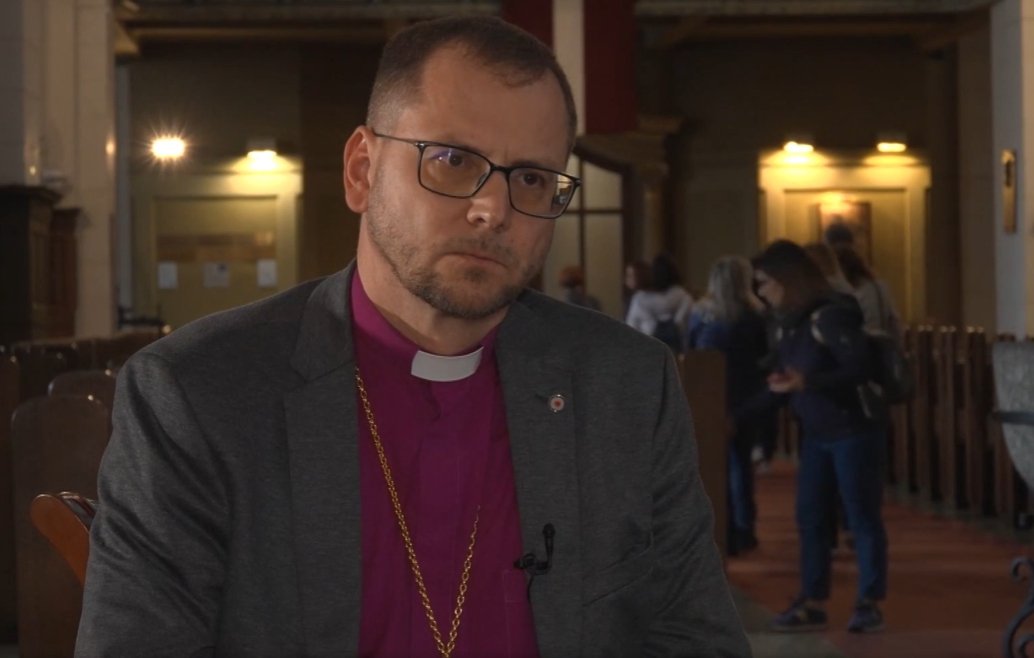 Arhibīskaps Rinalds Grants. Foto: Ekrānuzņēmums no video