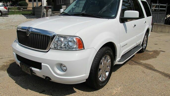 "Lincoln Navigator" auto. Foto: Ekrānuzņēmums no "YouTube"