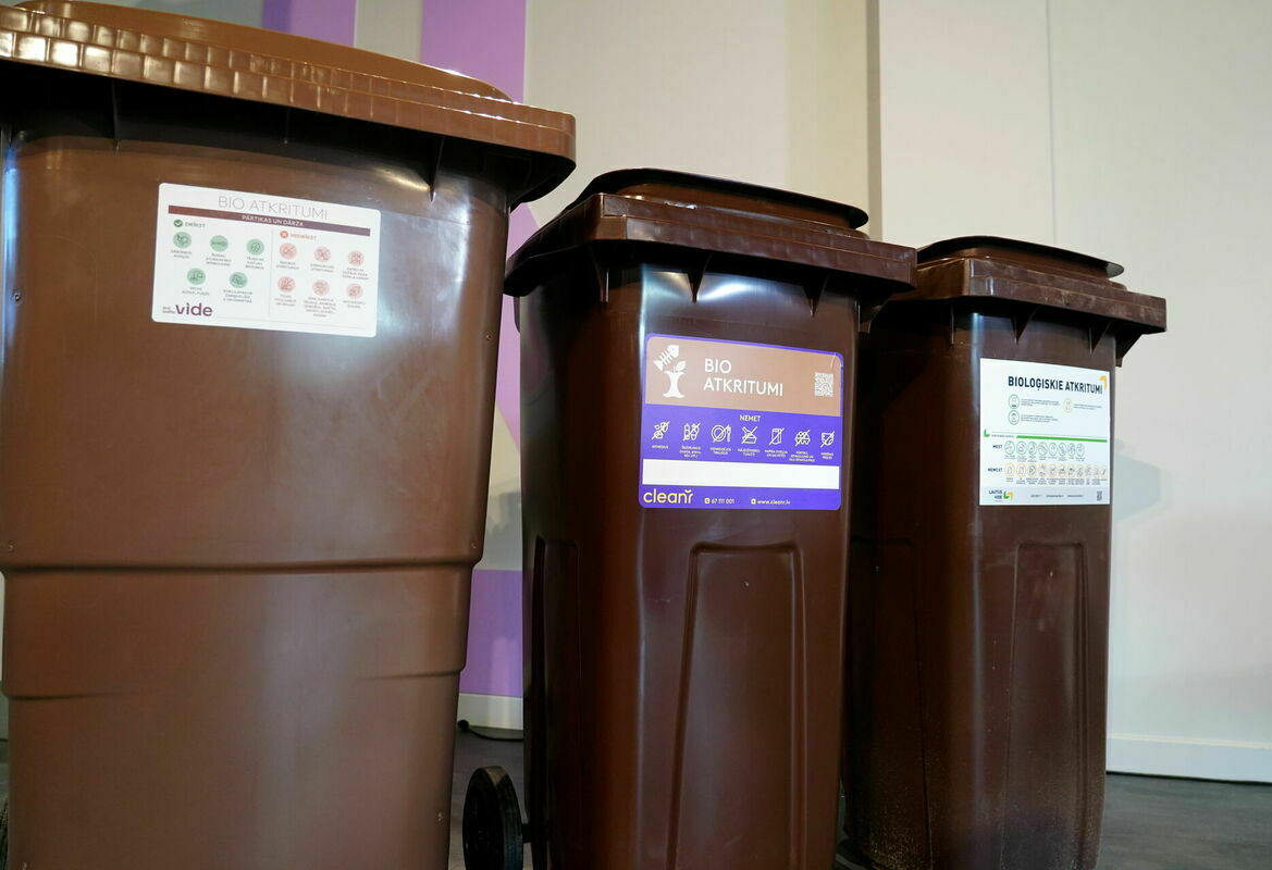 Atkritumu apsaimniekošanas uzņēmuma SIA "Getliņi EKO" atkritumu konteineri Foto: LETA