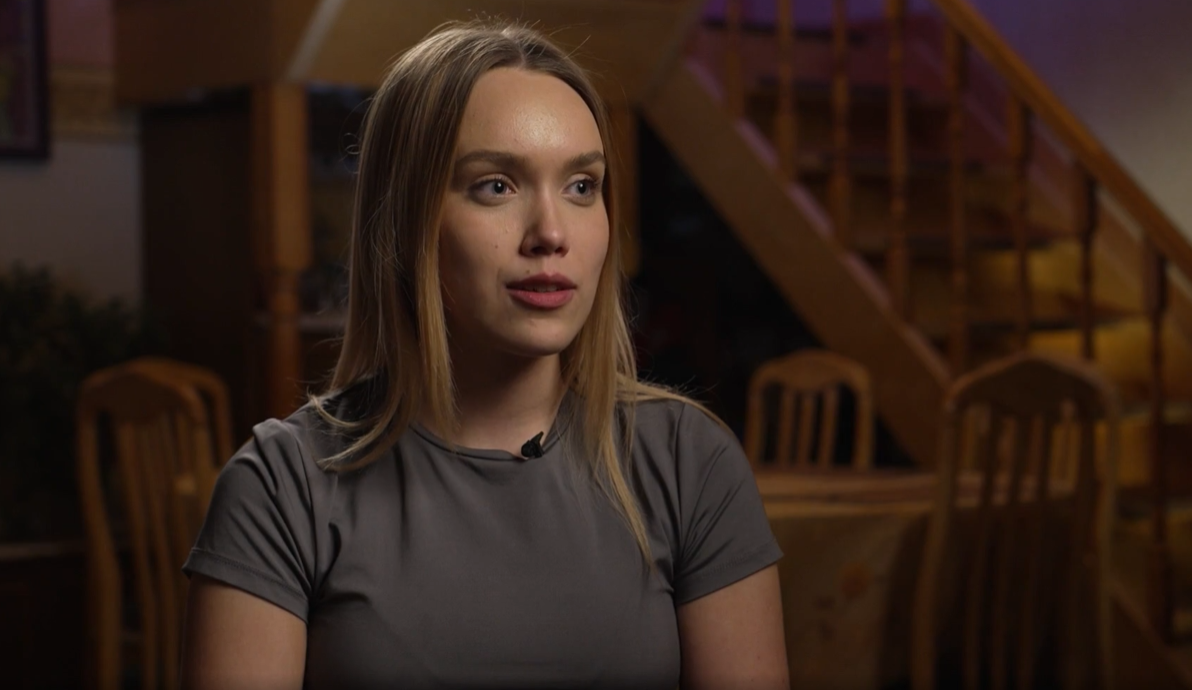 Ekrānuzņēmums no raidījuma "Ģimene burkā"