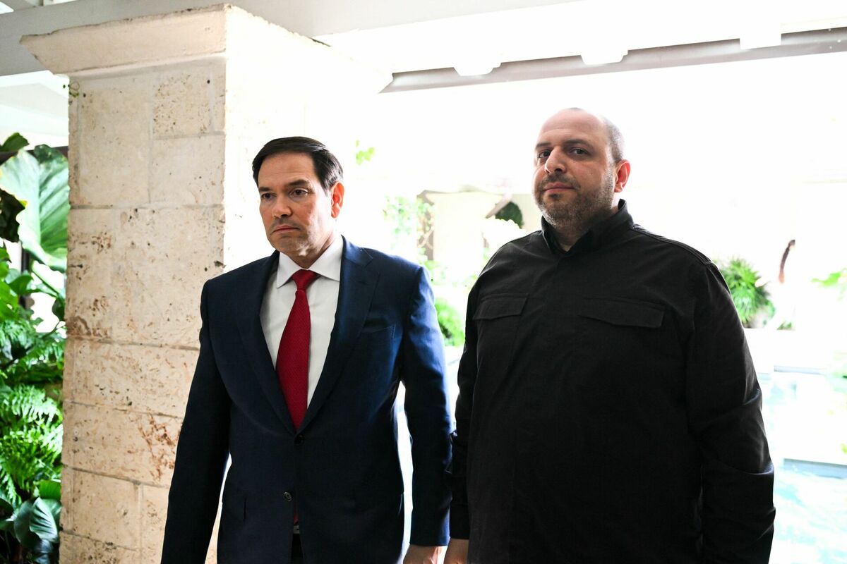 Marko Rubio un Rustems Umerovs. Foto: CHANDAN KHANNA / AFP / Scanpix