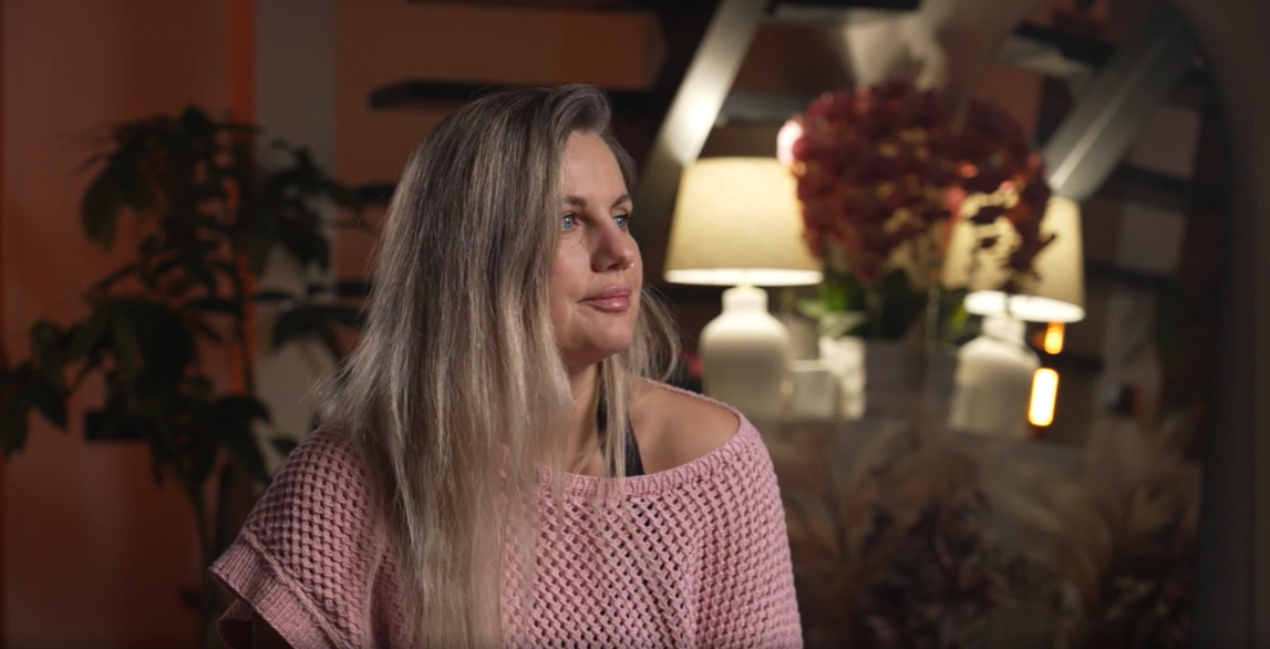 Ekrānuzņēmums no raidījuma "Ģimene burkā"