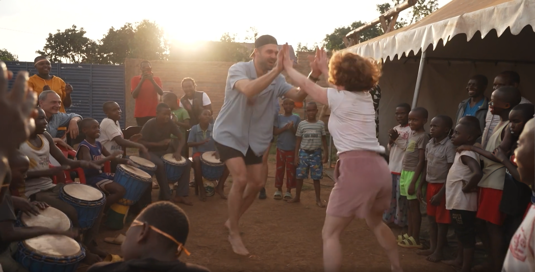 Ekrānuzņēmums no raidījuma "Četri uz koferiem"