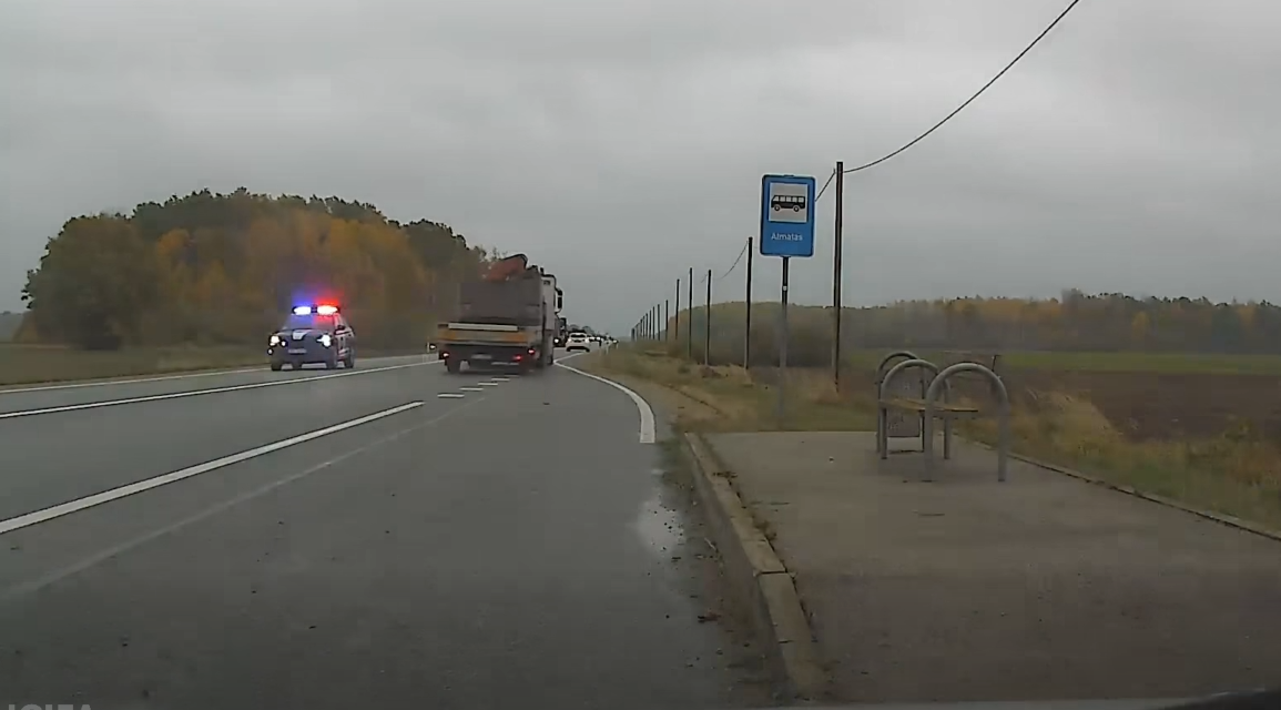 Foto: Ekrānuzņēmums no Vlsts policijas video