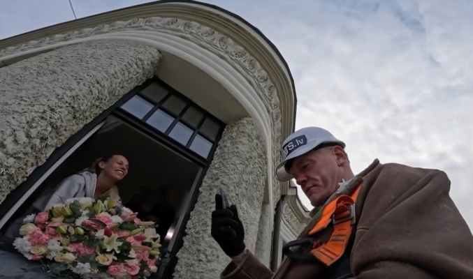 Ekrānuzņēmums no raidījuma "Slavenības. Bez filtra"