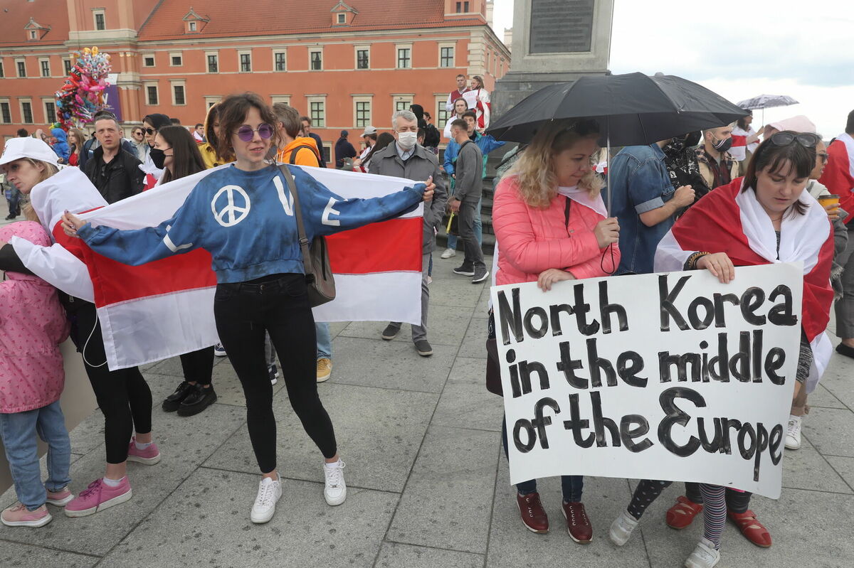 Atbalsts Baltkrievijas opozīcijai Varšavā. Foto: EPA/Tomasz Gzell/Scanpix