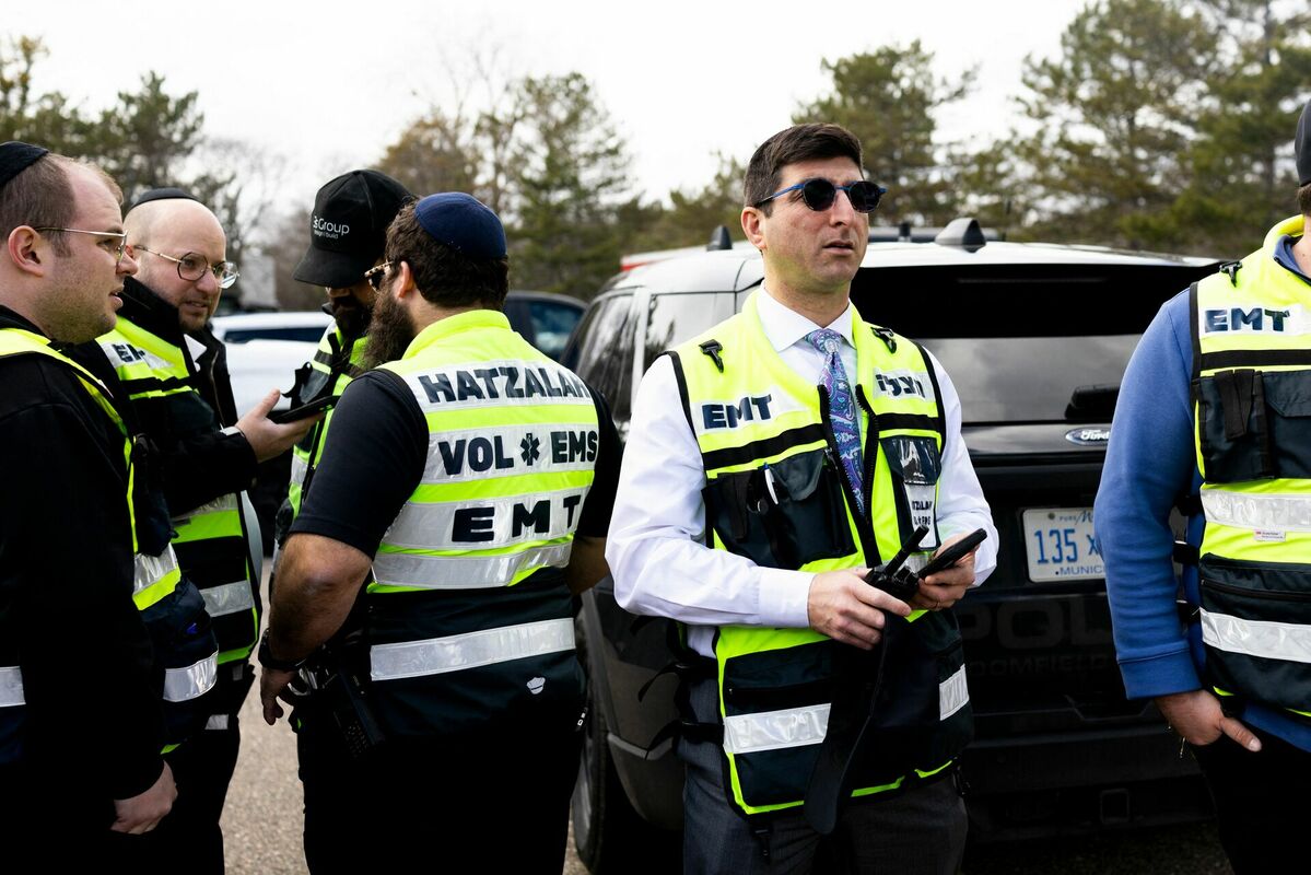 Likumsargi notikuma vietā. Foto: Emily Elconin/Getty Images/AFP/Scanpix