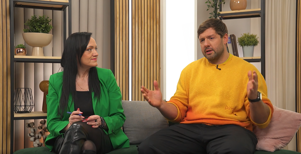 Ekrānuzņēmums no raidījuma "Burku studijā!"