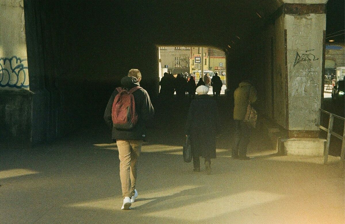 Cilvēki Latvijā. Foto: Unsplash