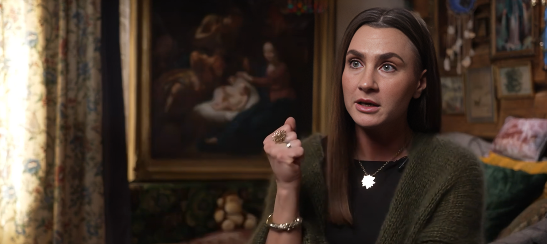 Ekrānuzņēmums no raidījuma "Ģimene burkā"