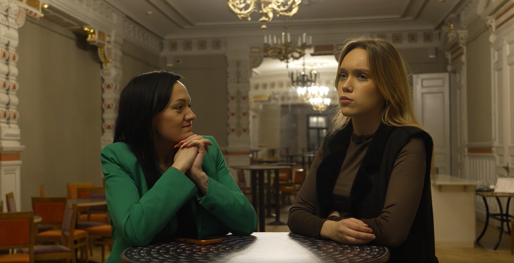 Ekrānuzņēmums no raidījuma "Ģimene burkā"