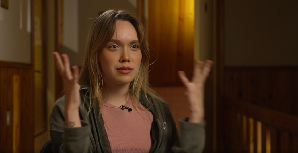 Ekrānuzņēmums no raidījuma "Ģimene burkā"