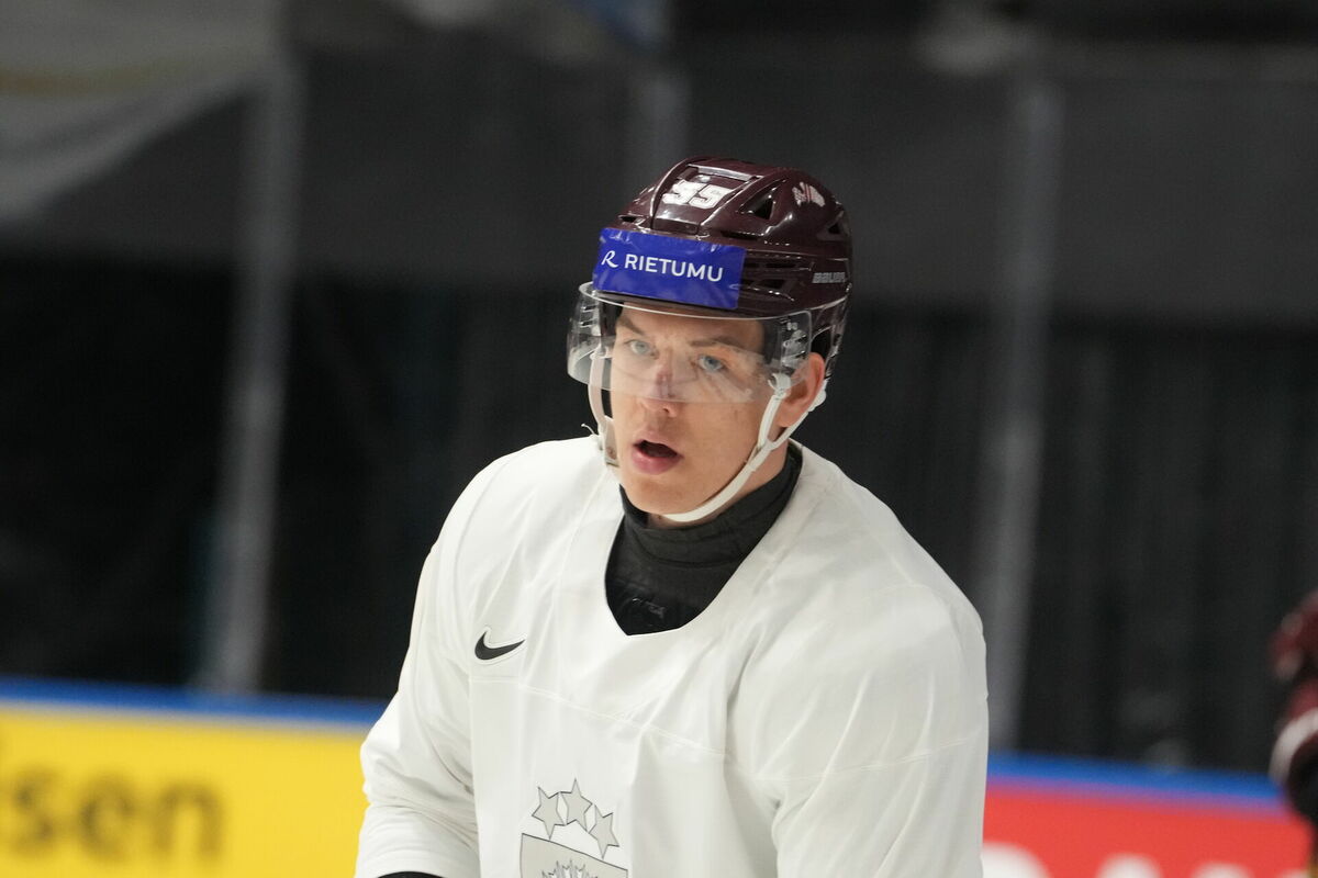 Latvijas hokeja izlases spēlētājs Roberts Mamčics. Foto: LETA