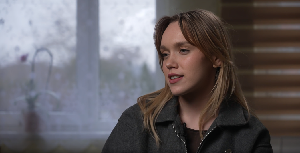 Ekrānuzņēmums no raidījuma "Ģimene burkā"