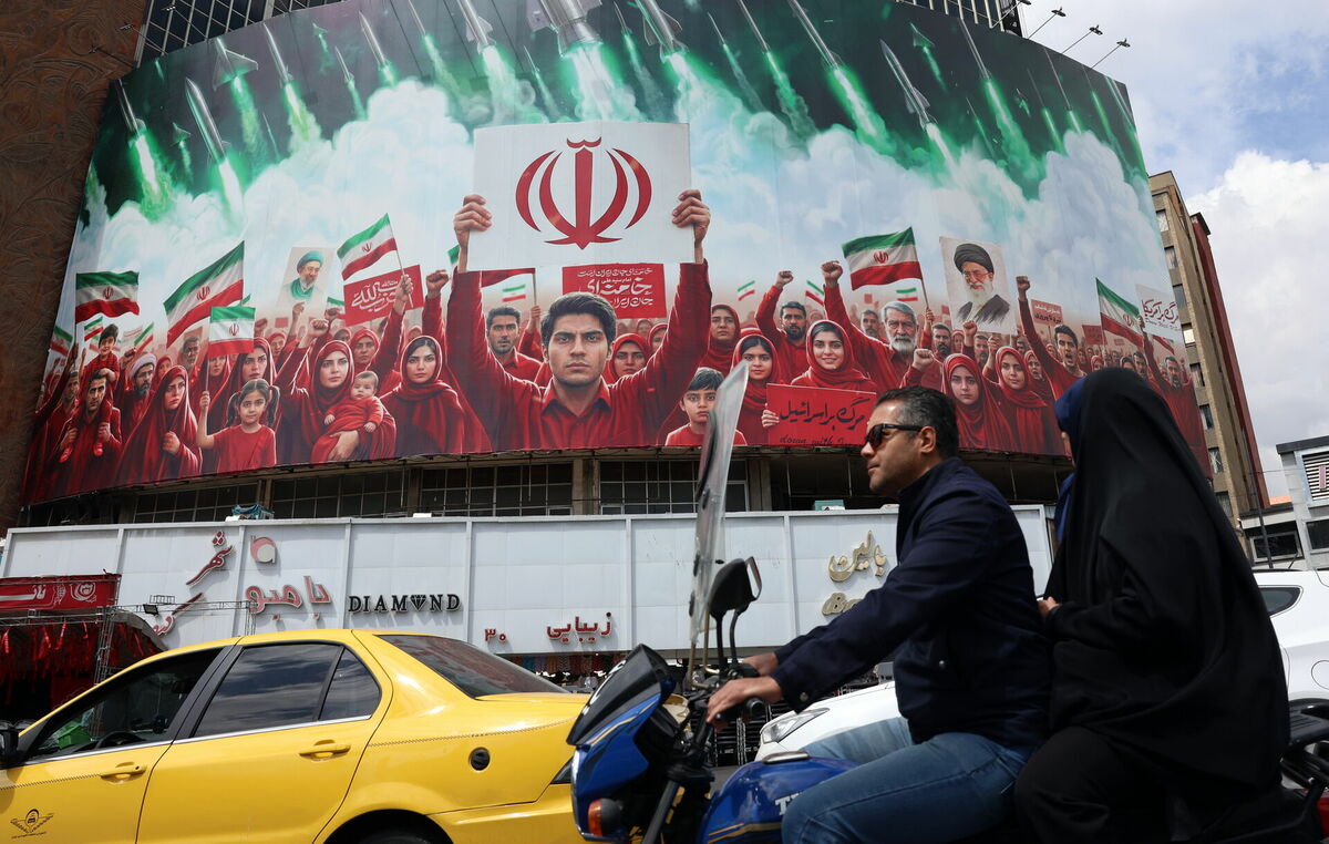 Irānas galvaspilsēta Teherāna. Foto: EPA/ABEDIN TAHERKENAREH/Scanpix