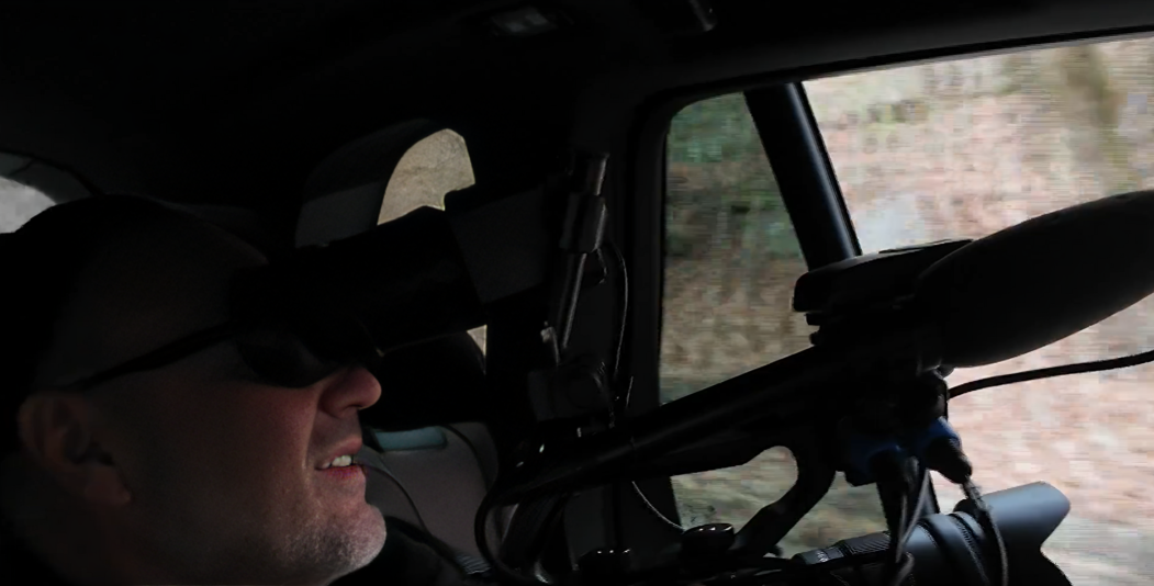 Ekrānuzņēmumi no raidījuma "Četri uz koferiem"