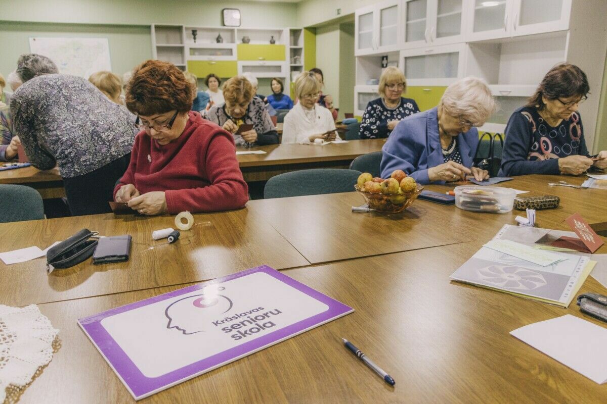 Senioru skola. Foto: chayka.lv