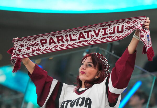 Pasaules hokeja čempionāta spēle starp Latvijas un Austrijas izlasēm. Foto: LETA