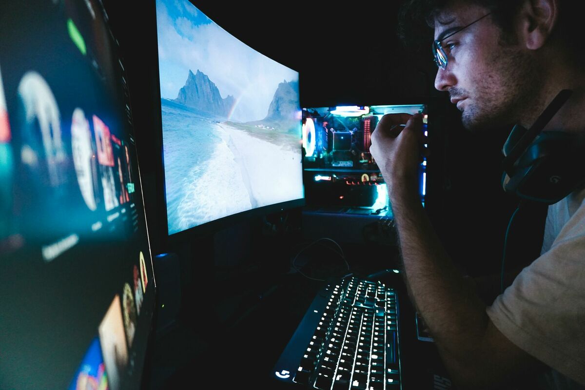 Kā atgūt failus datorā? Foto: Ramazan Ataş, Pexels.com