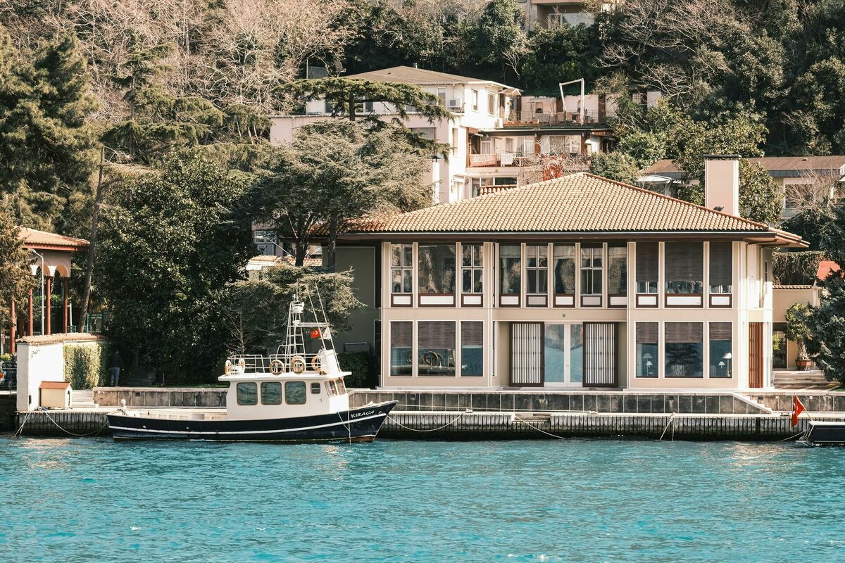 Liktenīgā vēstule. Foto: Murat Ak, Pexels.com