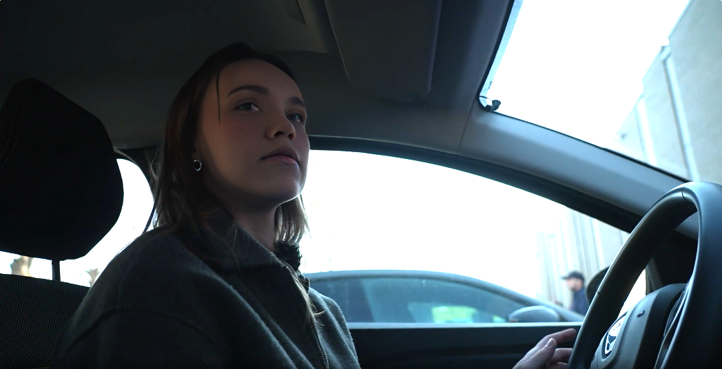 Ekrānuzņēmums no raidījuma "Ģimene burkā"