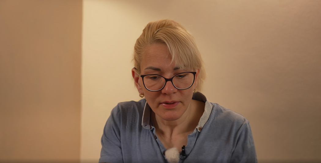 Ekrānuzņēmums no raidījuma "Ģimene burkā"
