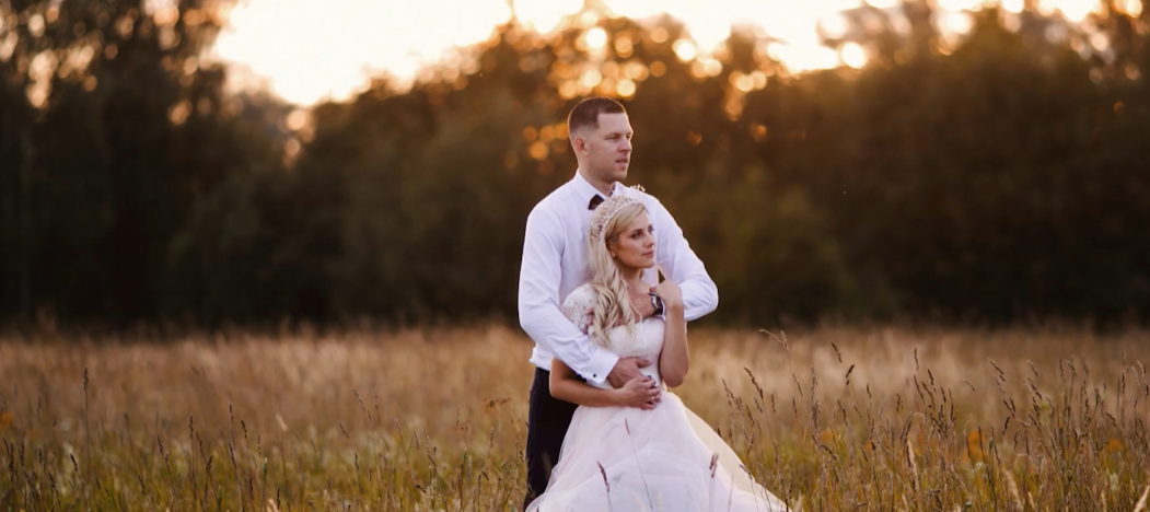 Ekrānuzņēmums no raidījuma "Ģimene burkā"