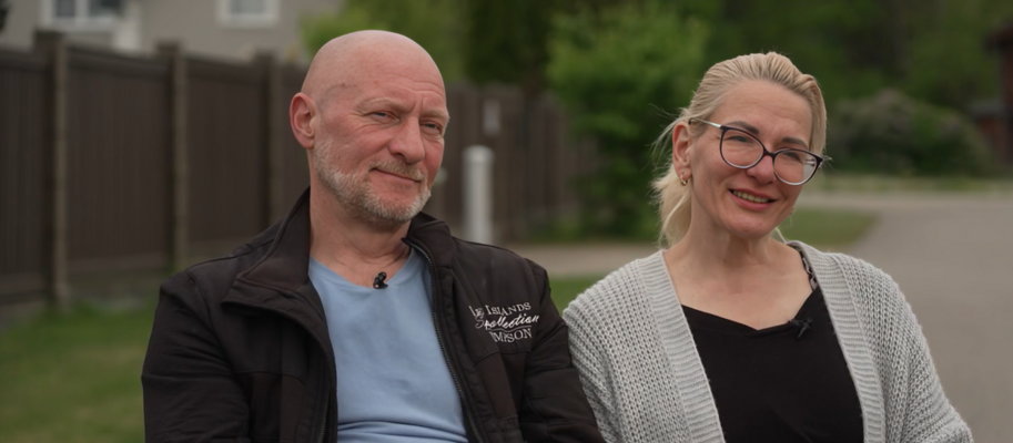 Ekrānuzņēmums no raidījuma "Ģimene burkā"
