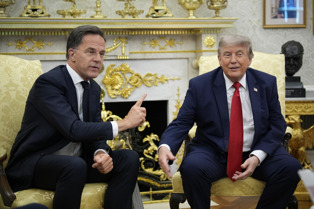 Marks Rite un Donalds Tramps. Foto: EPA/YURI GRIPAS / POOL