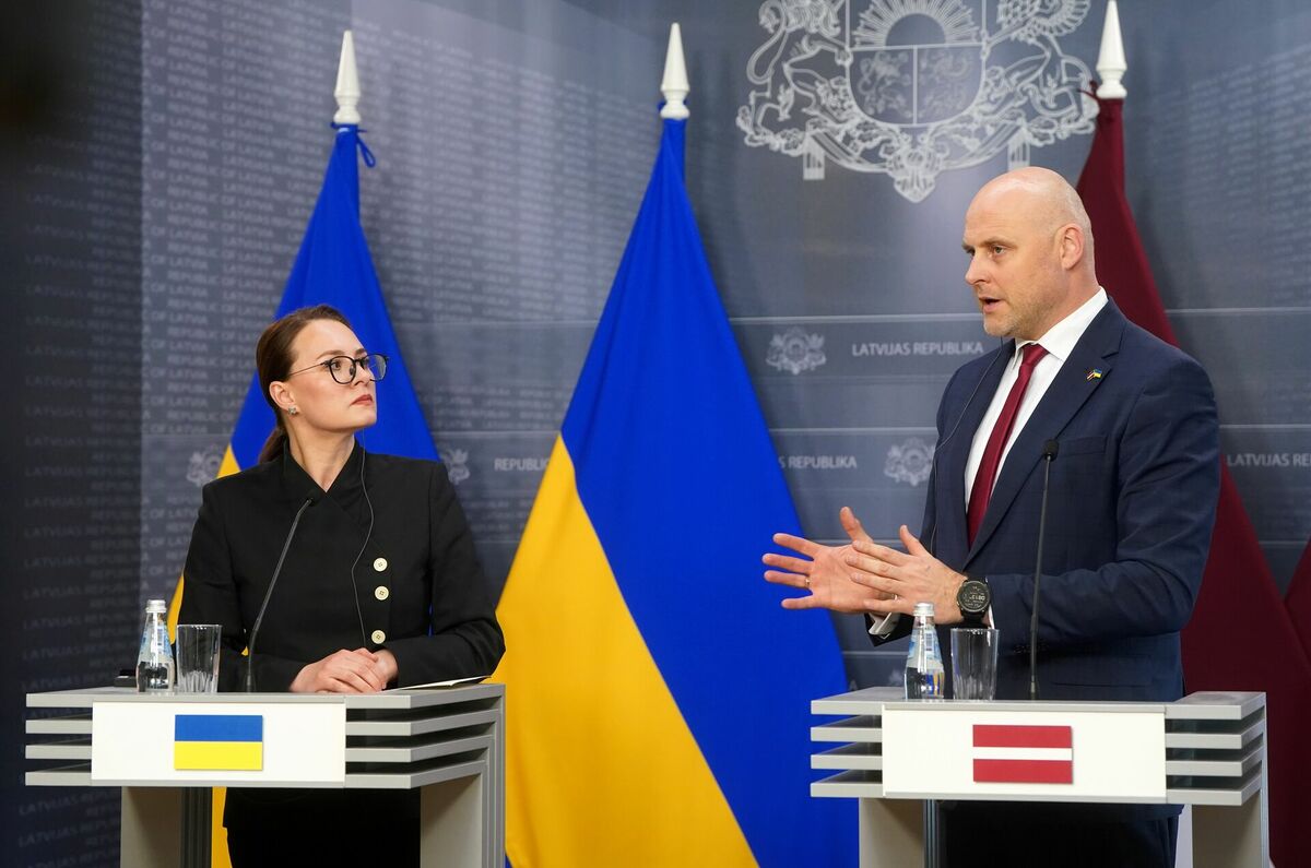 Ministru prezidents Andris Kulbergs un Ukrainas premjerministre Jūlija Sviridenko. Foto: Kaspars Krafts/LETA
