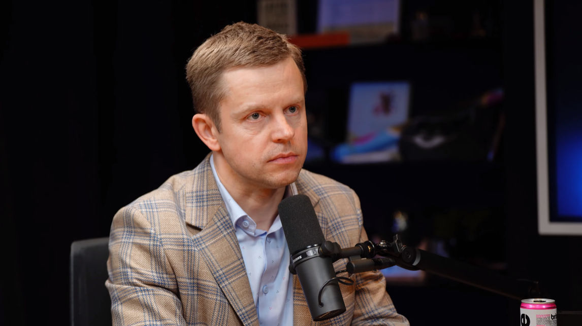 Renārs Kadžulis. Foto: Ekrānuzņēmums/BlackBox Šovs/YouTube