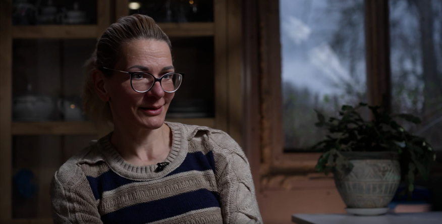 Ekrānuzņēmums no raidījuma "Ģimene burkā"