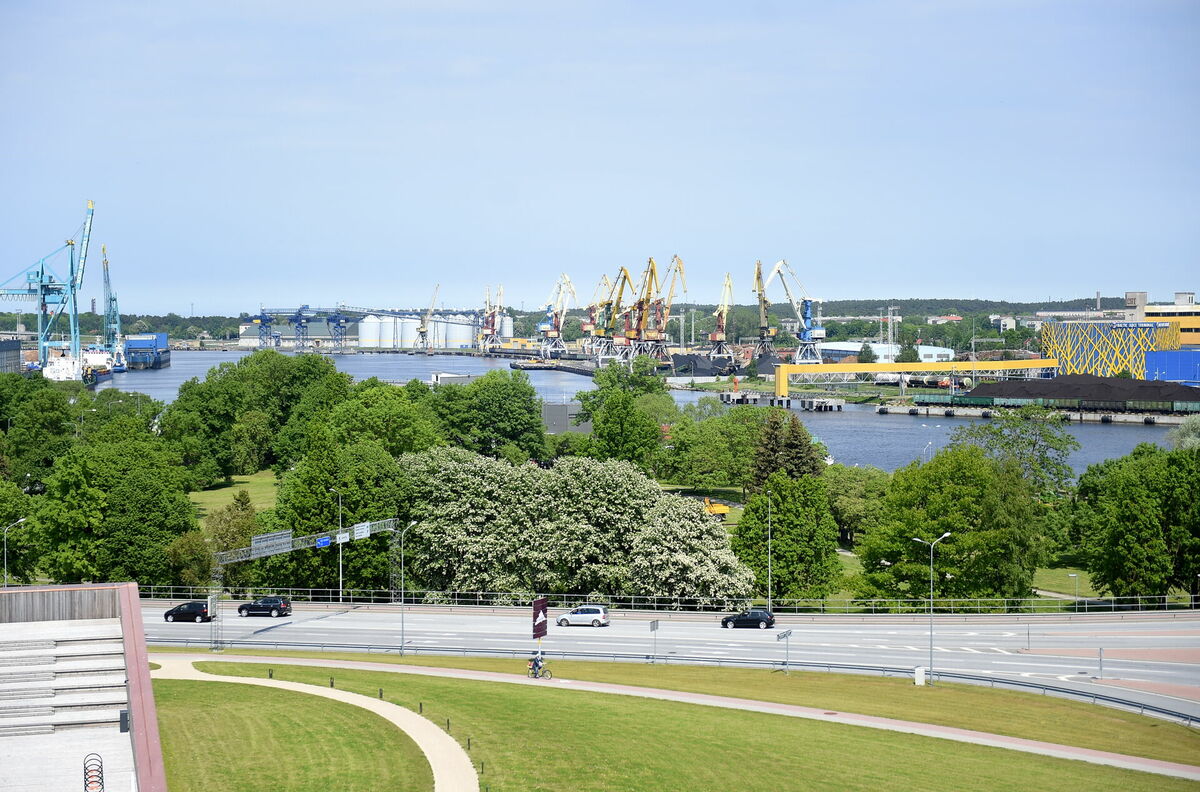 Skats uz Ventspils ostu no zinātnes centra "Vizium". Foto: LETA